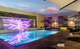 HS HOTSSON Hotel Irapuato